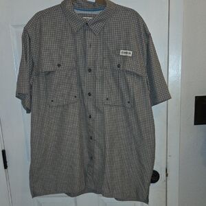 Magellan Outdoors Gray Plaid Casual Button Down Shirt